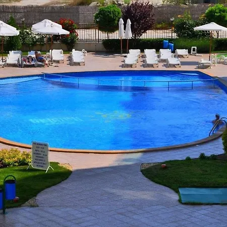 One-bedroom Sunny Holiday-eh סאני ביץ'