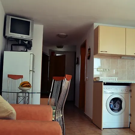 One-bedroom Sunny Holiday-eh *