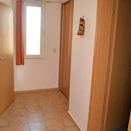 One-bedroom Sunny Holiday-eh Διαμέρισμα