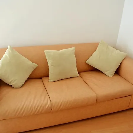 One-bedroom Sunny Holiday-eh Apartmán *
